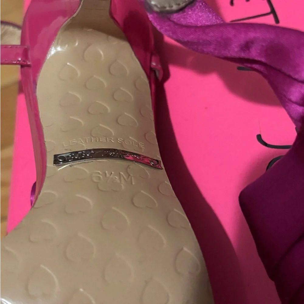 SEXY! Betsey Johnson Hot Pink Satin Crisscross Slingback Heels - Picture 5 of 5